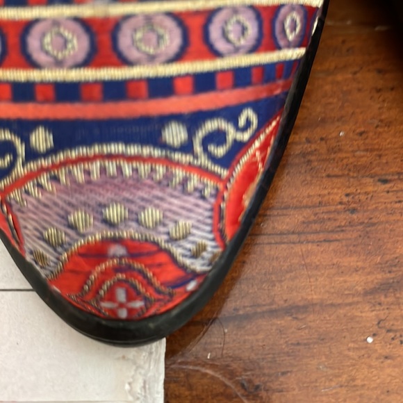 Academia brocade mules (sz 7 1/2) - Picture 10 of 10